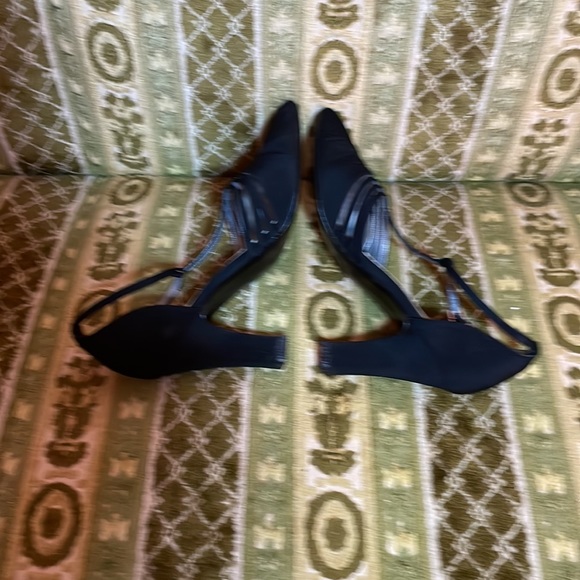 Black Fabric Heels - Picture 5 of 6